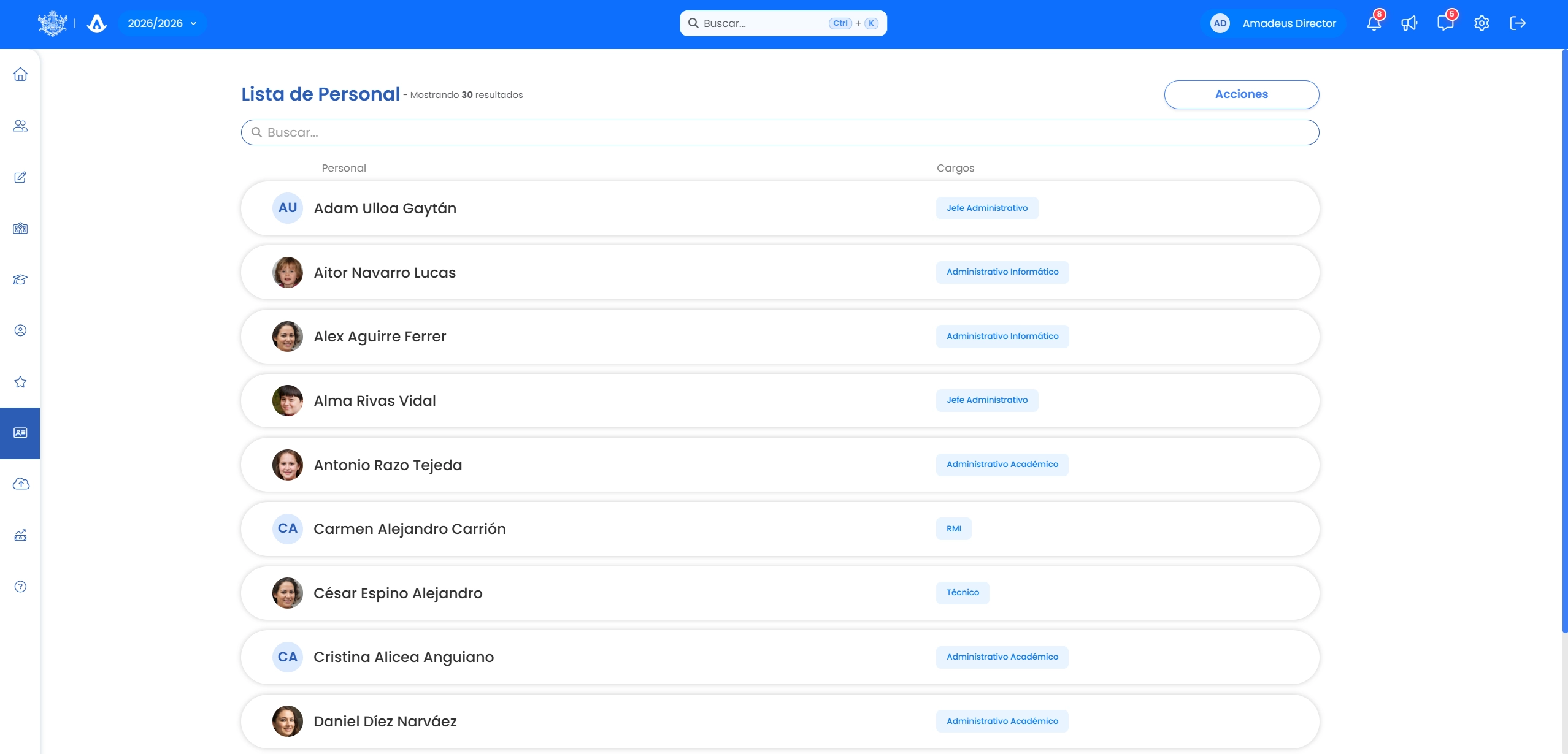Vista de los diferentes tipos de usuario en Amadeus: directivo, profesor, administrativo, alumno y familia